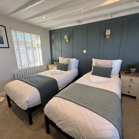 Вілла Driftwood House - Luxury Dog-Friendly Townhouse In Cowes, Steps From Marina Каус Екстер'єр фото