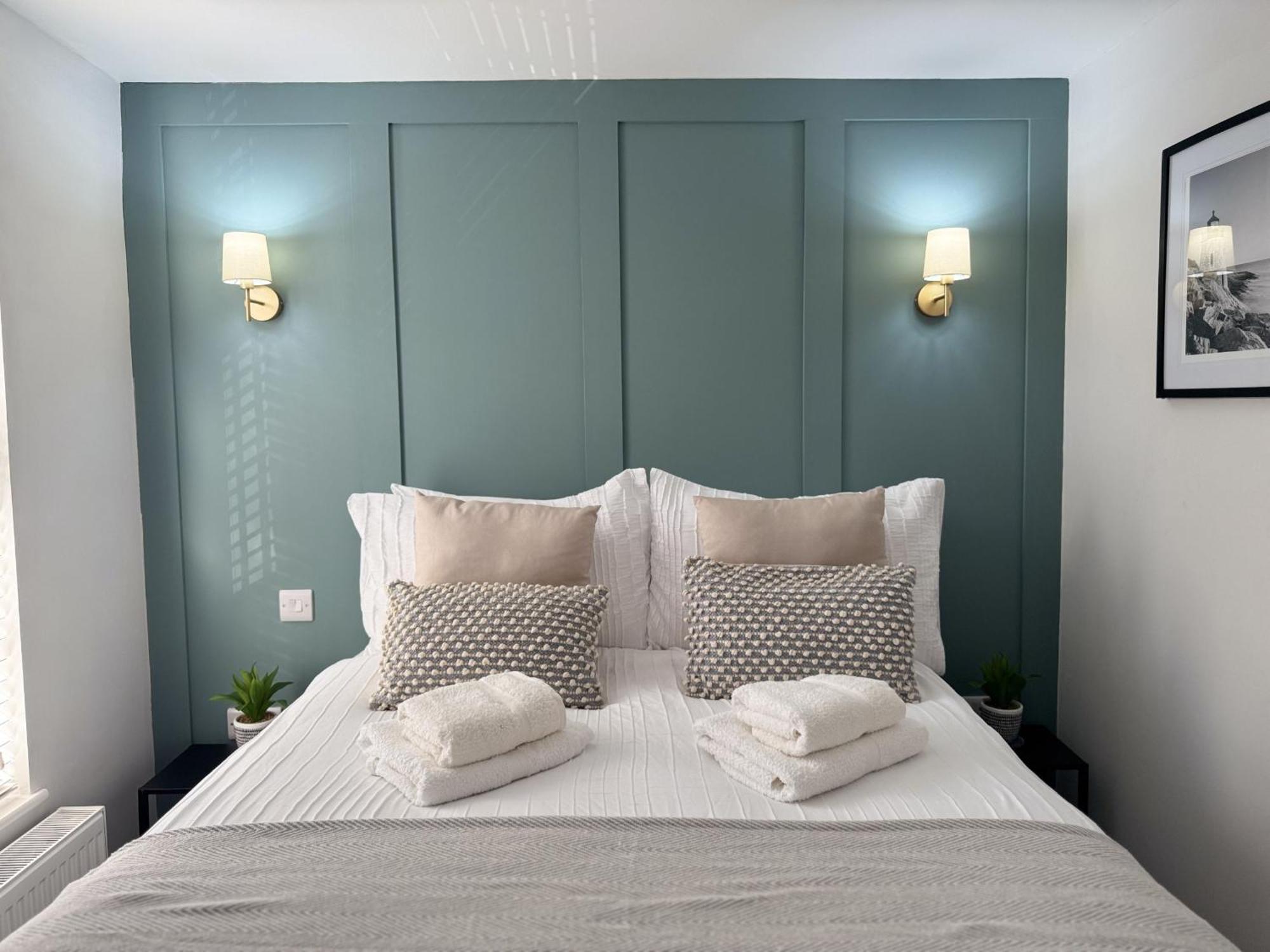 Вілла Driftwood House - Luxury Dog-Friendly Townhouse In Cowes, Steps From Marina Каус Екстер'єр фото